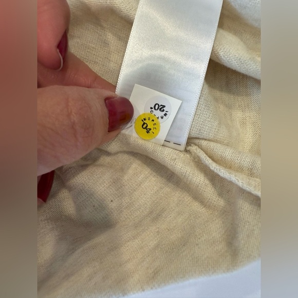 Old Navy Soft-Washed Color-Blocked Henley Shirt Size M Long Sleeve NWT neutral - Picture 14 of 14